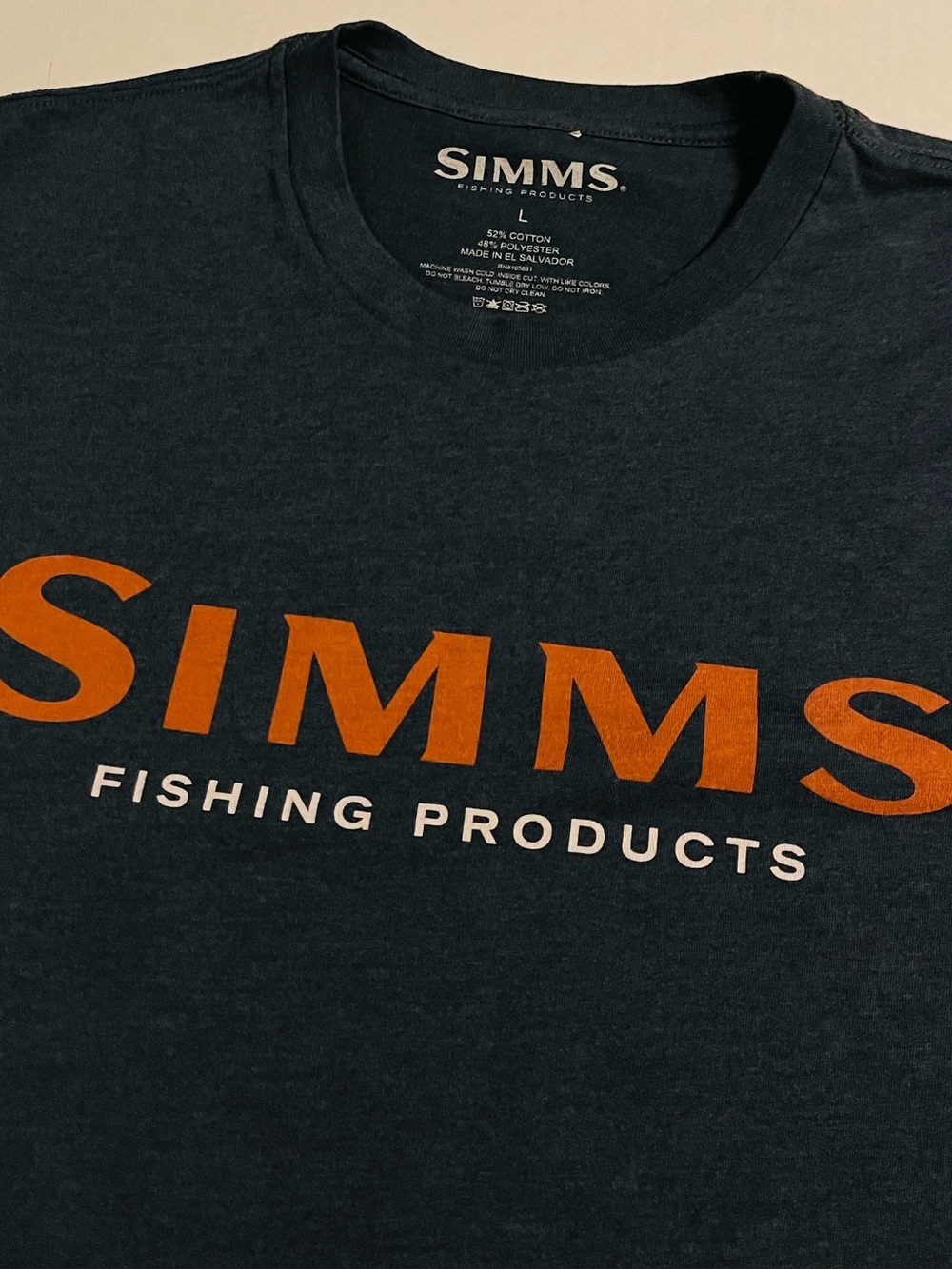 NEW Simms Fishing Products Steel Blue T-Shirt LARGE Reel Boat Outdoors Sportsman